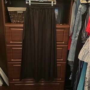 Beautiful linen black maxi skirt by intermix. Size small